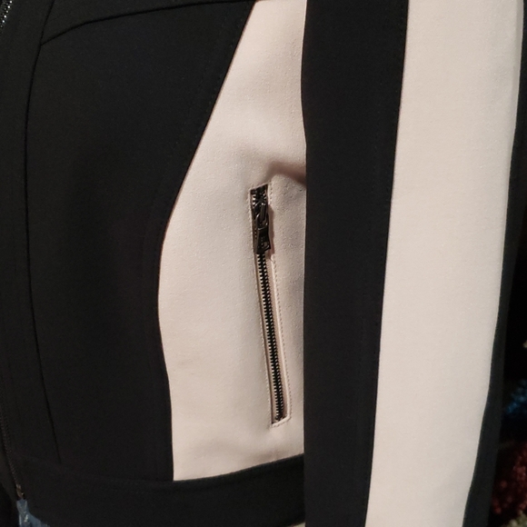 NEW!! BCBGMAXAZRIA CROPPED JACKET sz XXS - Picture 4 of 8